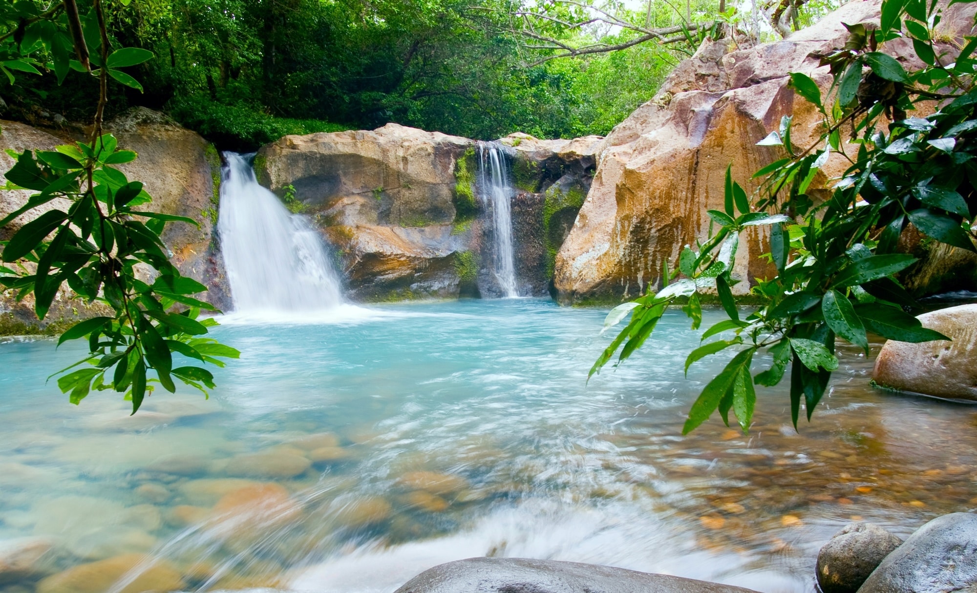 Cascade dans le parc national du Rincón de la Vieja, au Costa Rica