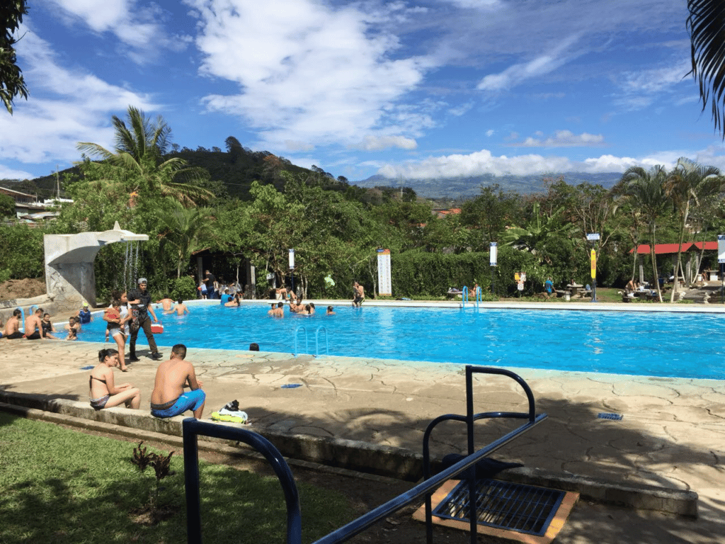 eaux-thermales-balneario-aguas-termales-costa-rica-decouverte