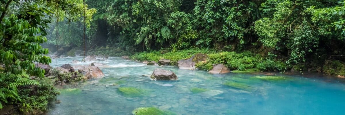 paysage tenorio is rio celeste costa rica
