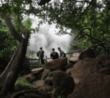 Fumerolles au volcan Rinonc de la Vieja
