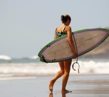 surfeuse plage is costa rica decouverte