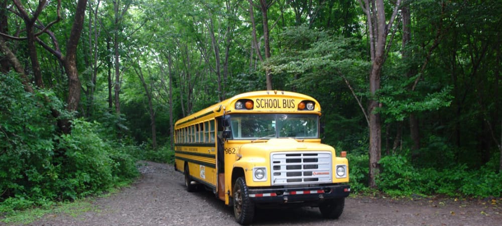 Transport scolaire bus jaune du Costa Rica
