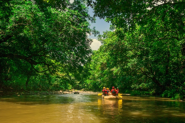 Aventure en rafting au Costa Rica