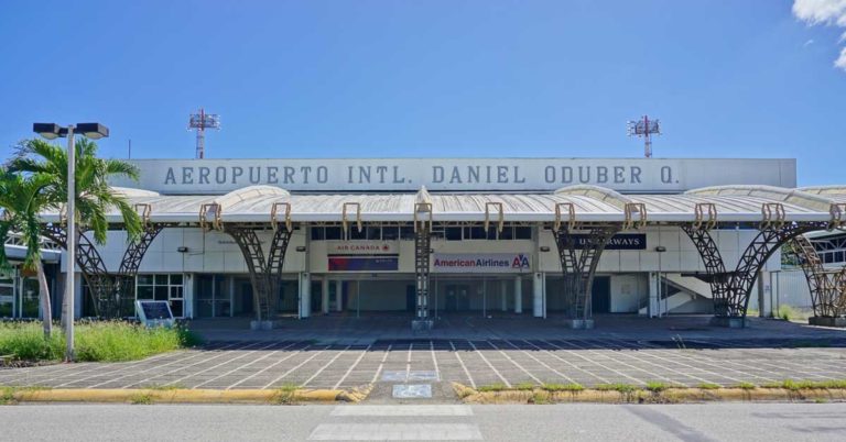 aeroport daniel oduber costa rica decouverte