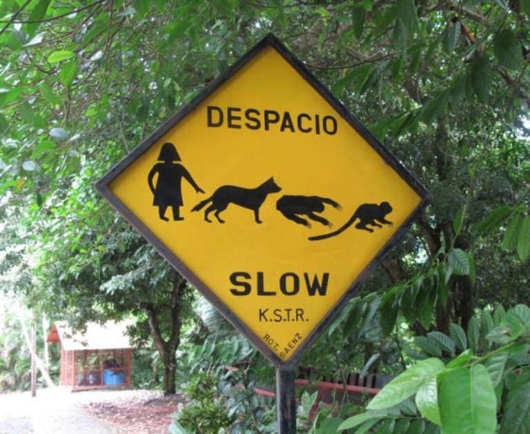 temps de route panneau costa rica decouverte