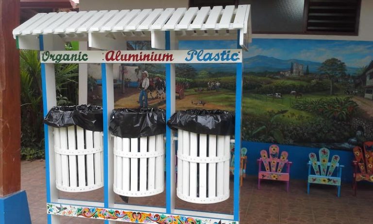 plastique a usage unique cover costa rica decouverte