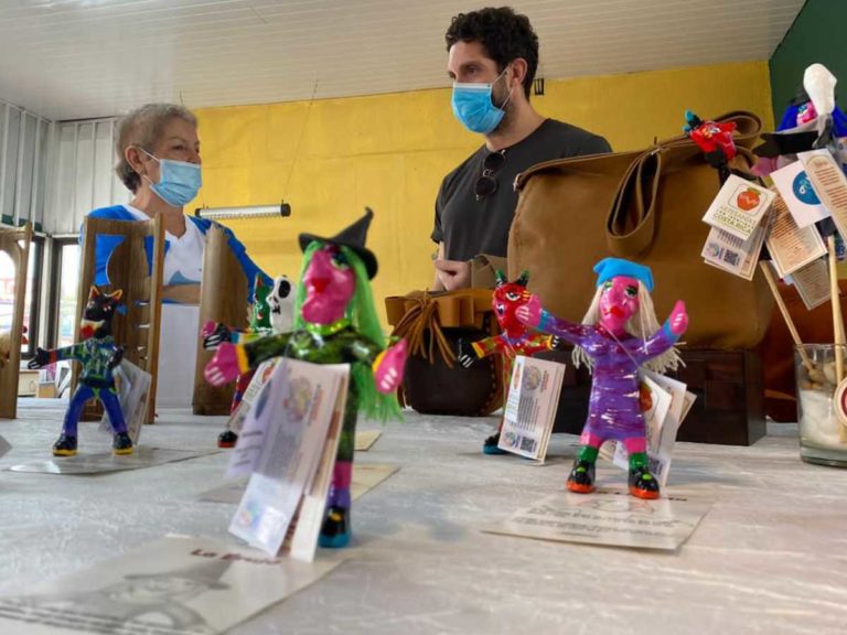 collection cover javier medina costa rica decouverte