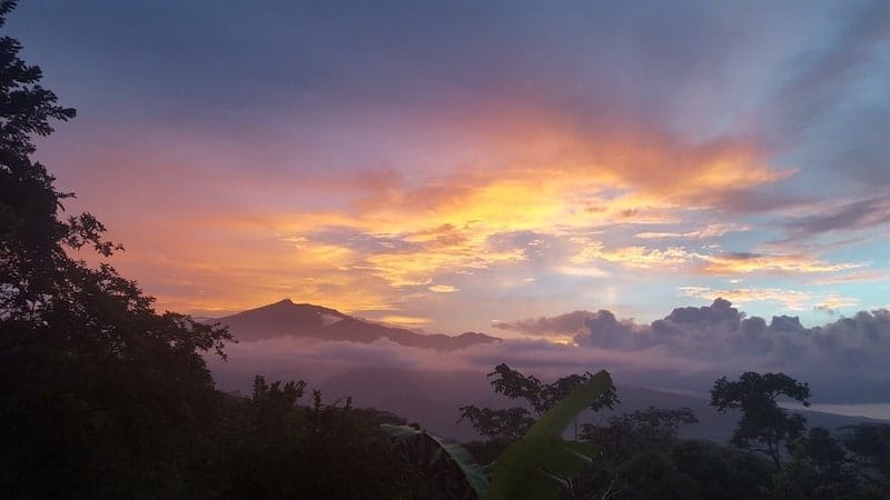 paysage volcan turrialba coucher soleil pxb